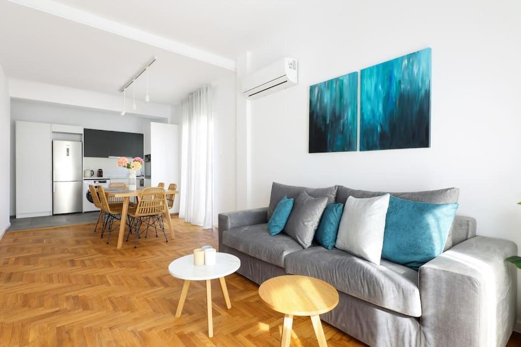 Blue Delta Apartment Palaio Faliro アテネ エクステリア 写真
