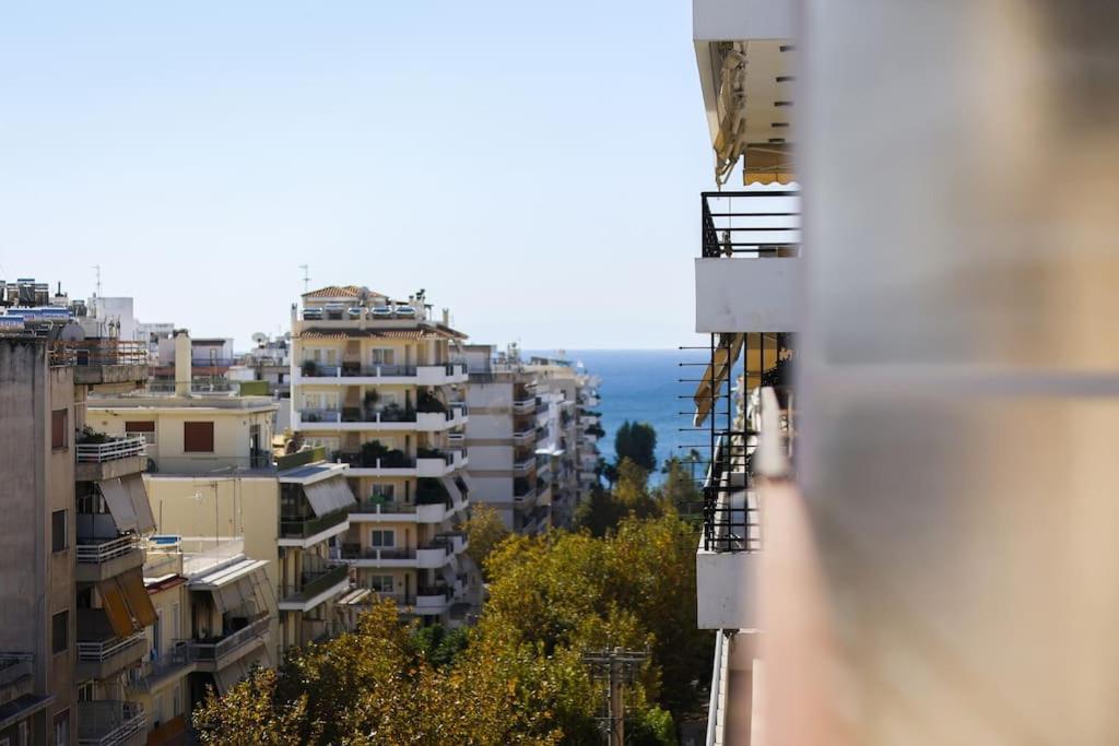 Blue Delta Apartment Palaio Faliro アテネ エクステリア 写真